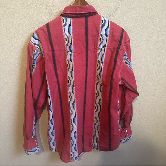 Vintage Rustler by Wrangler Men’s Aztec Pearl Snap Button Up Shirt - Picture 3 of 5